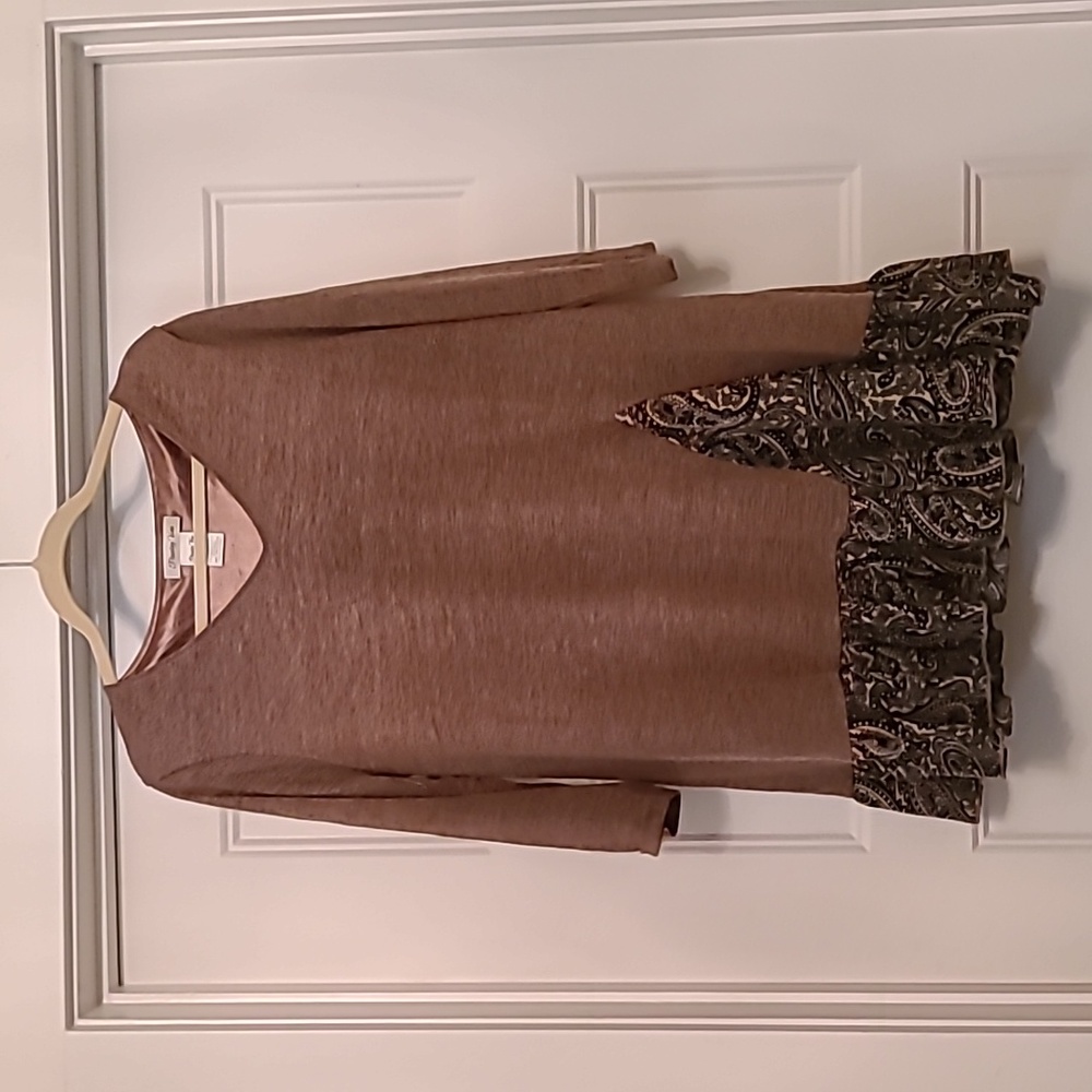 Brown dress